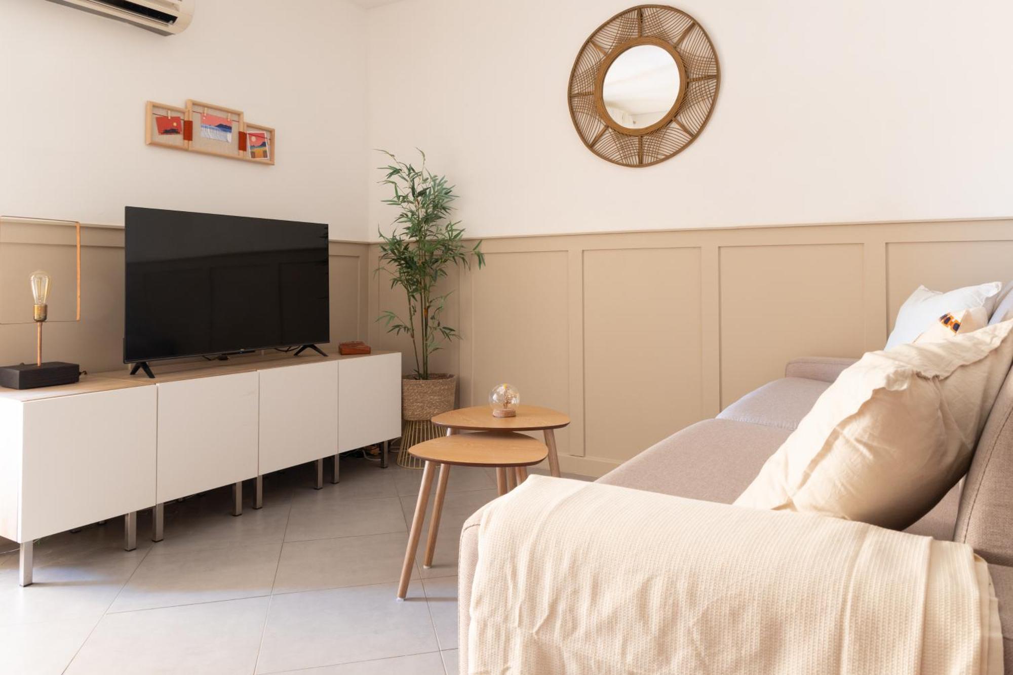 Appart Cosy, Piscine, Clim, Parking Prive - Proche Plage - Arrivee Autonome - Lit Queen Size La Seyne-sur-Mer Exterior photo